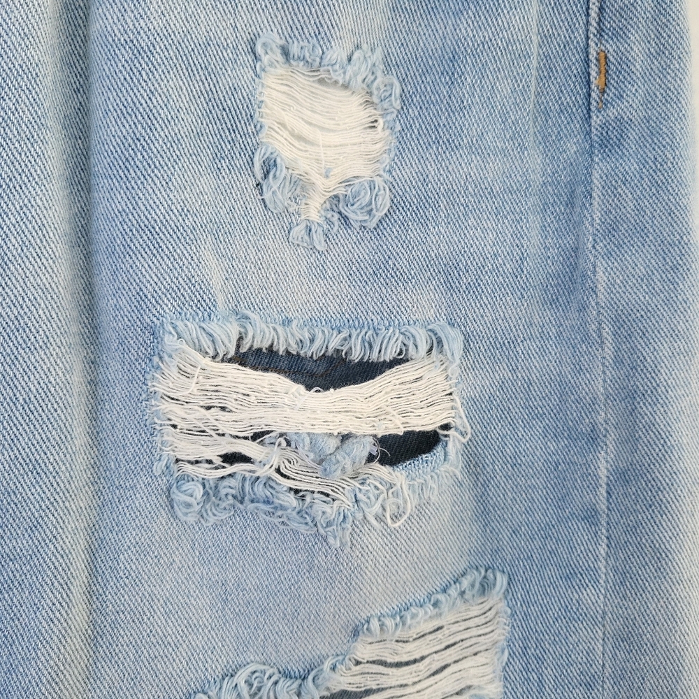 PacSun Los Angeles Light Wash Raw Hem Distressed Jean Mini Skirt 27 - Picture 6 of 8